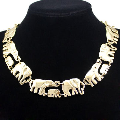 Collier troupeau d'éléphants en alliage, variante dorée