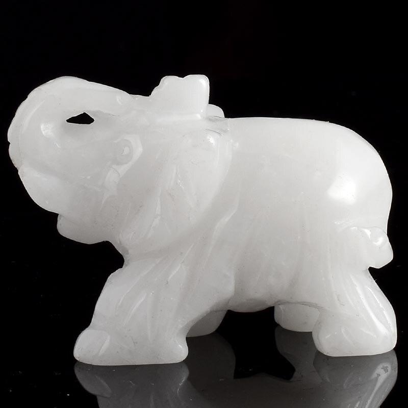 Statuette éléphant en jade blanc (Augites)